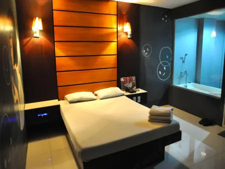 ハーツ ホテル ケソン シティ