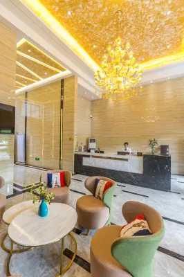 Q Hotel