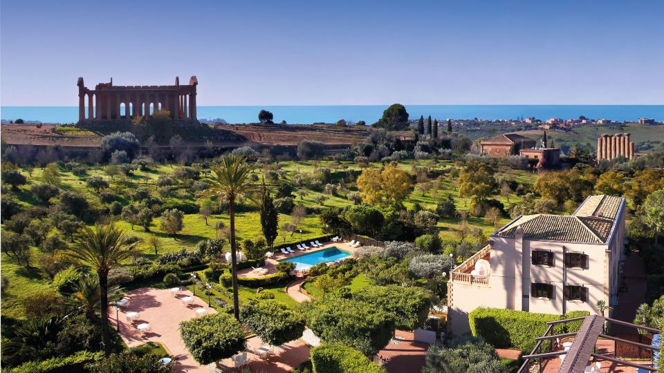 Villa Athena Resort