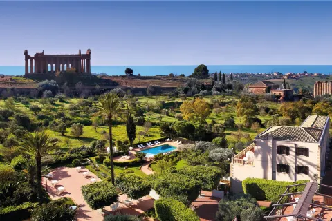 Villa Athena Resort