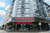 1700 Hotel