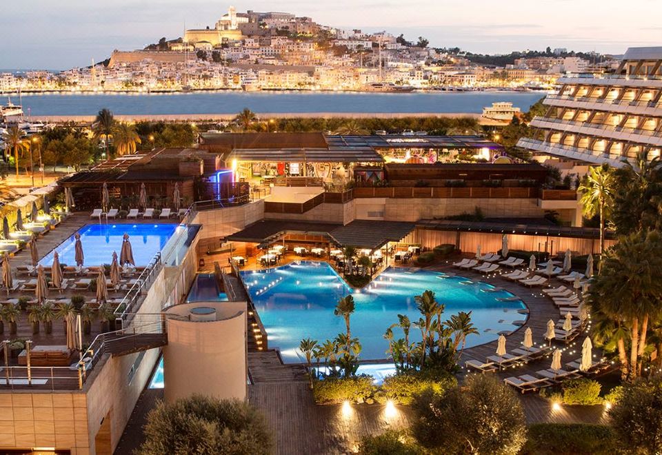 Ibiza: Unforgettable Luxury Experiences in Europe