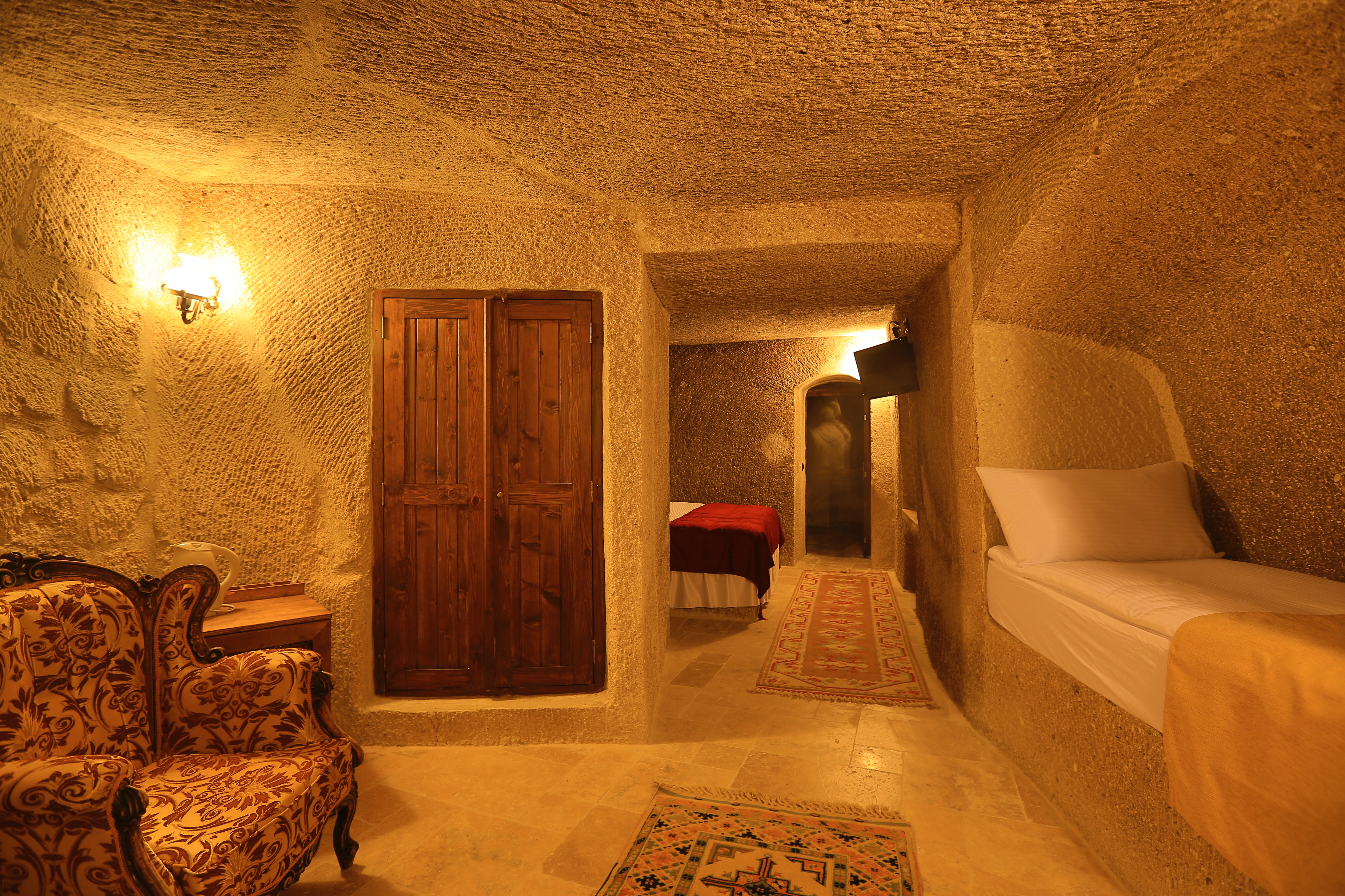 Grand Cave Suites