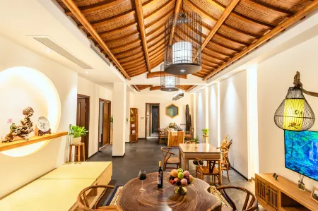 Banmutang Hostel South Gate of Huangshan Scenic Area Отели рядом с достопримечательностью «The Guest-Greeting Pine»