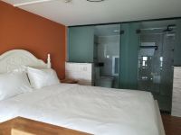 昆明海纳酒店 - 豪华复式大床房