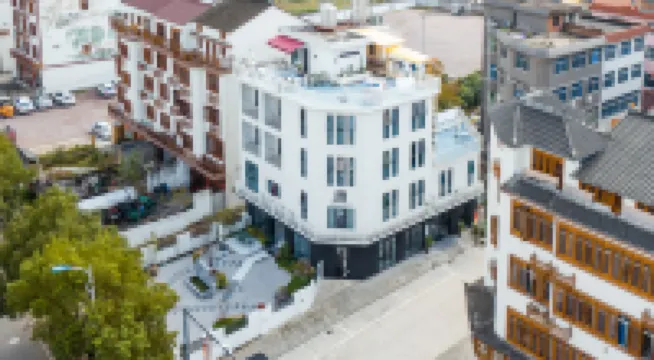 麗水親愛的我們民宿（古堰畫鄉） 古堰画郷景区周辺のホテル