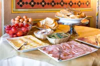 Villa Pitiana - breakfast