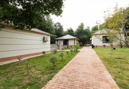 4. 난창 위에유 원..