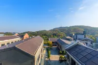 Floral Hotel · Xianning Hot Spring Valley - Bjergudsigt