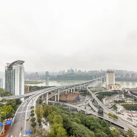 Jinhua Business Hotel Отели рядом с достопримечательностью «Стадион «Датяньвань»»