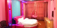 Pingyuan Shangfeng Express Hotel - Romantische Ronde Bed
