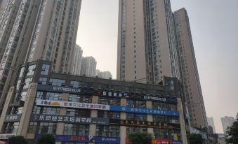 Chengdou huangyueguojihotel