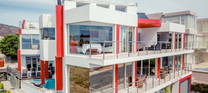 Sea Star Lodge Hotels in Overberg District Municipality
