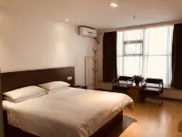 Motel 168 (Fuyang Railway Station)