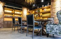 Paddington · OenoGlace Starry Canopy Hotel