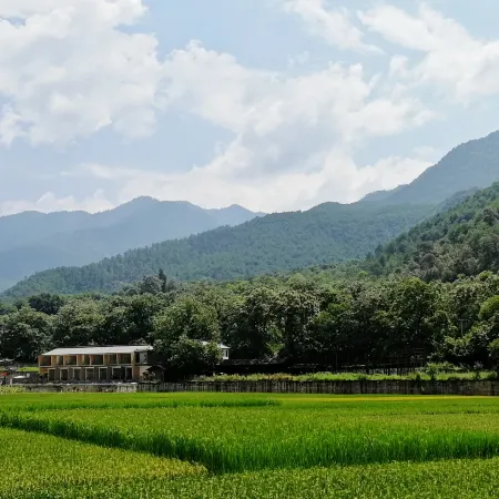 Tianyu Tacheng Boutique Inn