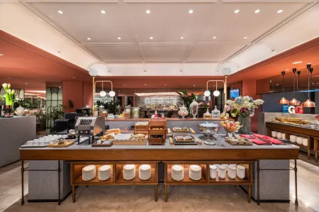 Mercure Hotel Отели рядом с достопримечательностью «The Graduate School， University of Science and Technology Beijing»