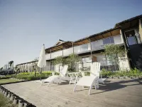 Banyin Yousu Hotel (Shanghai Hongqiao Railway Station National Convention and Exhibition Center)
