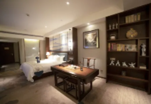 Yan Wenlv Hotel Hotels in Tangshan