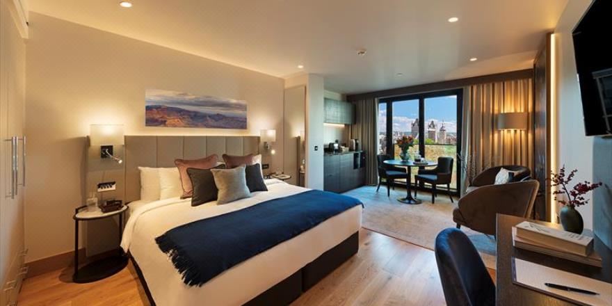 타워 스위트 바이 블루 오키드