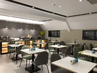 Homeinn Selected Hotel (Chuzhou Tianchang Road Pedestrian Street)