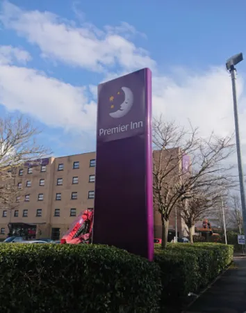 Premier Inn Stevenage Central Отели рядом со станцией Stevenage Railway Station