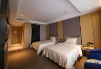 Wuhua Water Moon Skylight Luxury Boutique Hotel Hôtels à : Wuhua