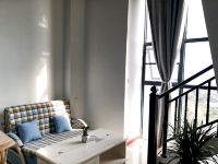 南宁瑞西公馆公寓 - 舒适loft一室一厅套房