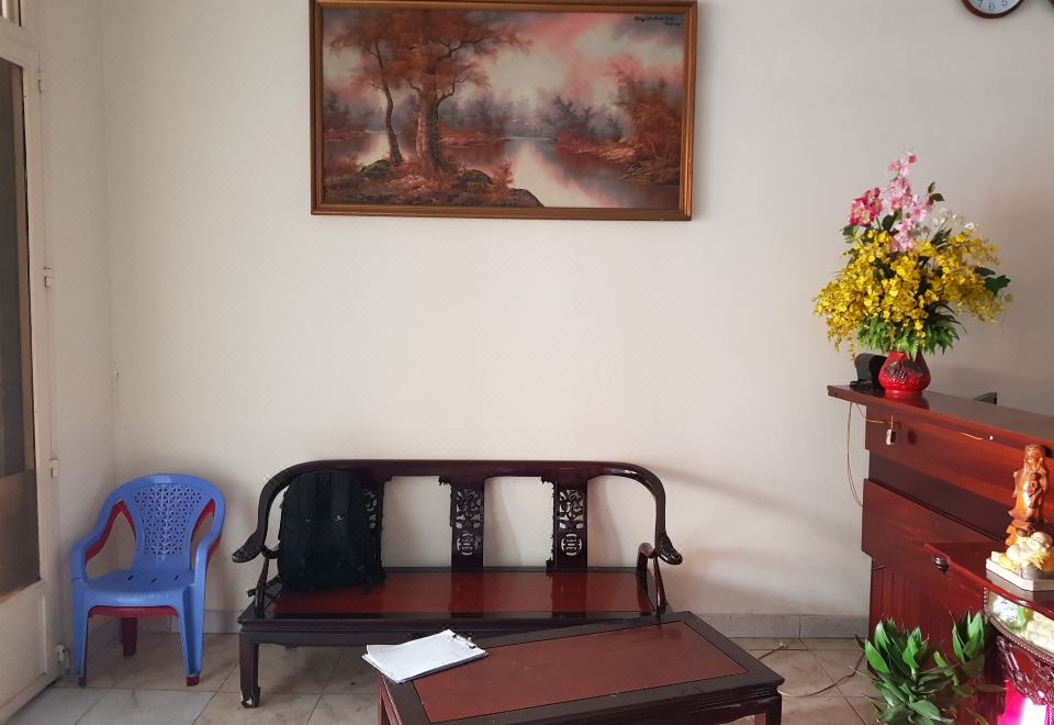 Long Son Hotel 외관 이미지