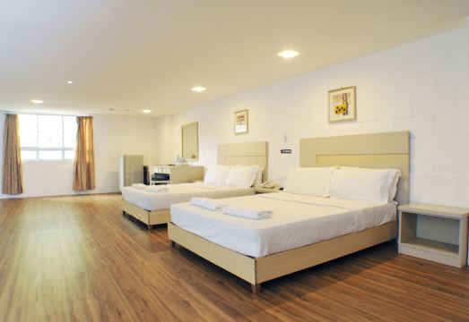 Promenade Service ApartmentOver view