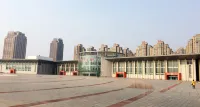 OHO Chengyin Zhihui Homestay (Luohe Convention and Exhibition Center) - 뷰