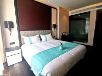 Wanpeng Xiting Hotel Các khách sạn ở Diên Xuyên