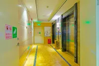 Golden Hotel