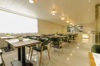 Yimei Hotel Hotels in Mashan