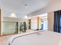 悦旅酒店式公寓(杭州星澜之城店) - 简约复式loft大床房