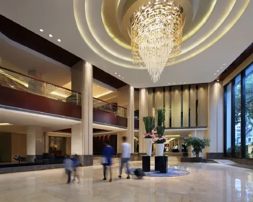 Haitian Hotel Hotels near كونمينغ هال