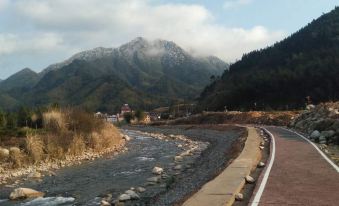 Yizhang Mangshan Firewood Farm