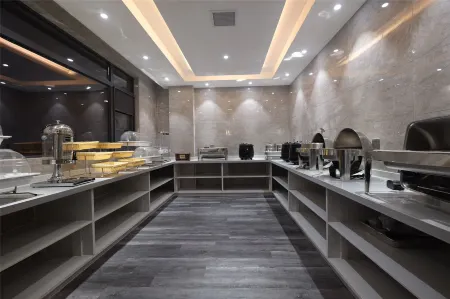 Mediterranean Resort Hotel Отели в г. Шанъю