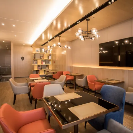 Echarm Hotel (Lujiang Zhouyu Avenue)