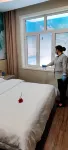 World Aladdin Hotel (Zibo Huantai Zhangbei Road Xinyu Building Branch) - parcheggio
