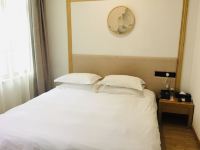 千岛湖景廷酒店 - 风和日式大床房