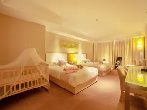 Tang's Hotel