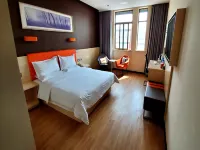 7 Days Premium Hotel (Qingzhou Wanlong Shopping Center) - 2 stelle