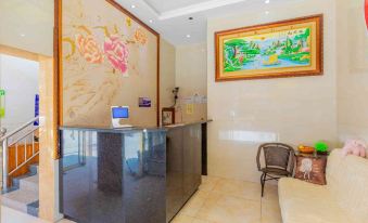 Pingle Yijia Business Hotel