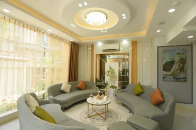 Hera Hotel Airport Hotels in Tan Binh