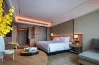 Ousika International Hotel (Dongguan Dalang Square) - Mountain view