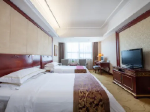 Shenglong International Hotel (Yan'an Railway Station) Hotels in Yan'an