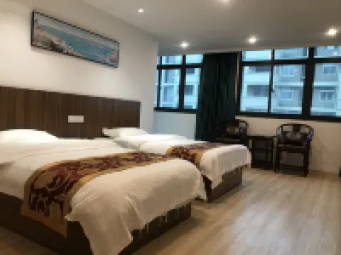Qijiang Xinju Huajia Hotel