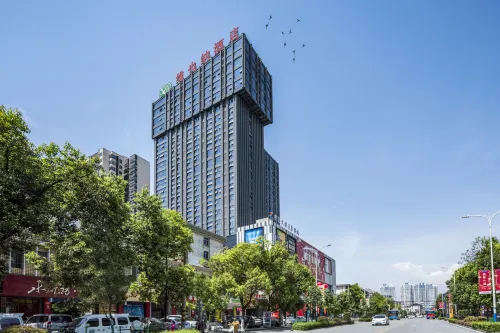 Vienna Hotel Hanzhong high speed railway station Xinghan Shengjing Branch