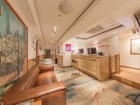 斯普兰精品酒店(重庆鸳鸯轻轨站店)